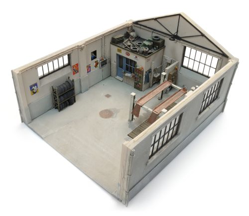 10.474 Nederlandse garage + interieur