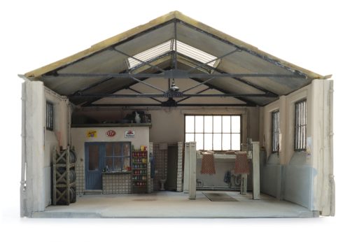 10.474 Nederlandse garage + interieur