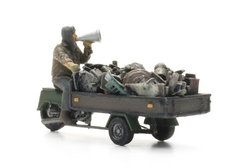 387.683 Bakbrommer met lading ijzerboer