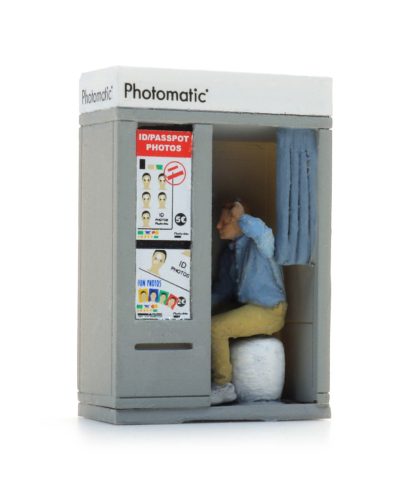 387.684 Pasfotohokje