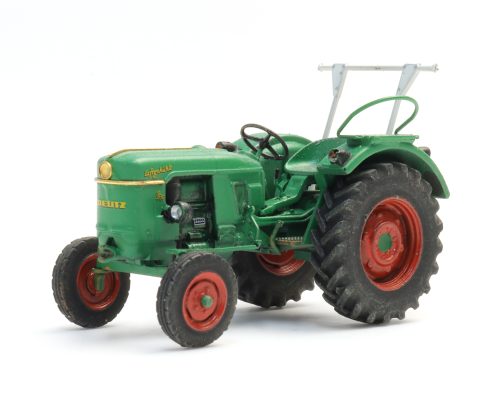 387.705 Deutz D30 Tractor