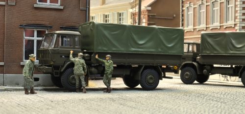 5870169 Nl Leger - zonder benzine