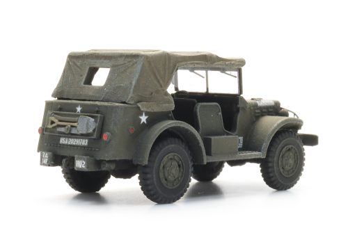 6870770 US Dodge WC57 (met lier)