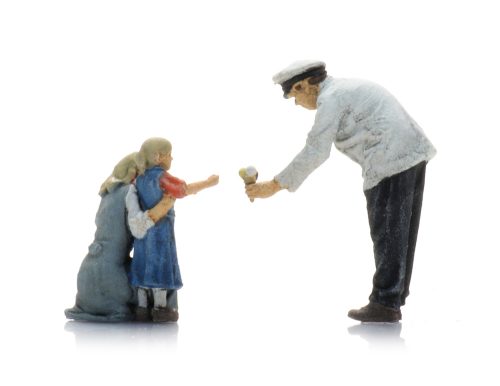 5120025 IJsverkoper met moeder en kind