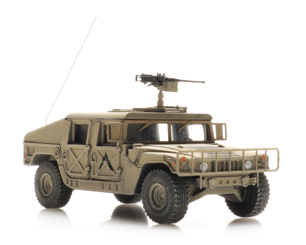 6870538_Humvee_Desert_Armored_50MG_e_LR