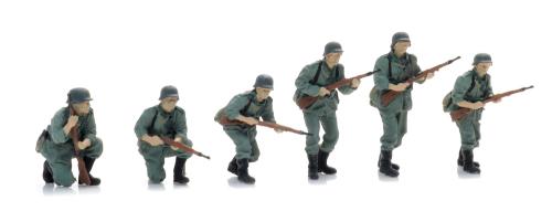 5720001 WM Infantry on patrol 1:72