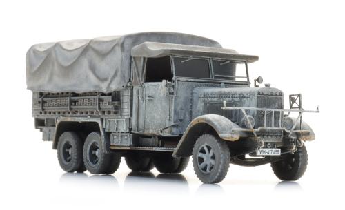 6870504 WM Henschel33 D1 cargo Winter